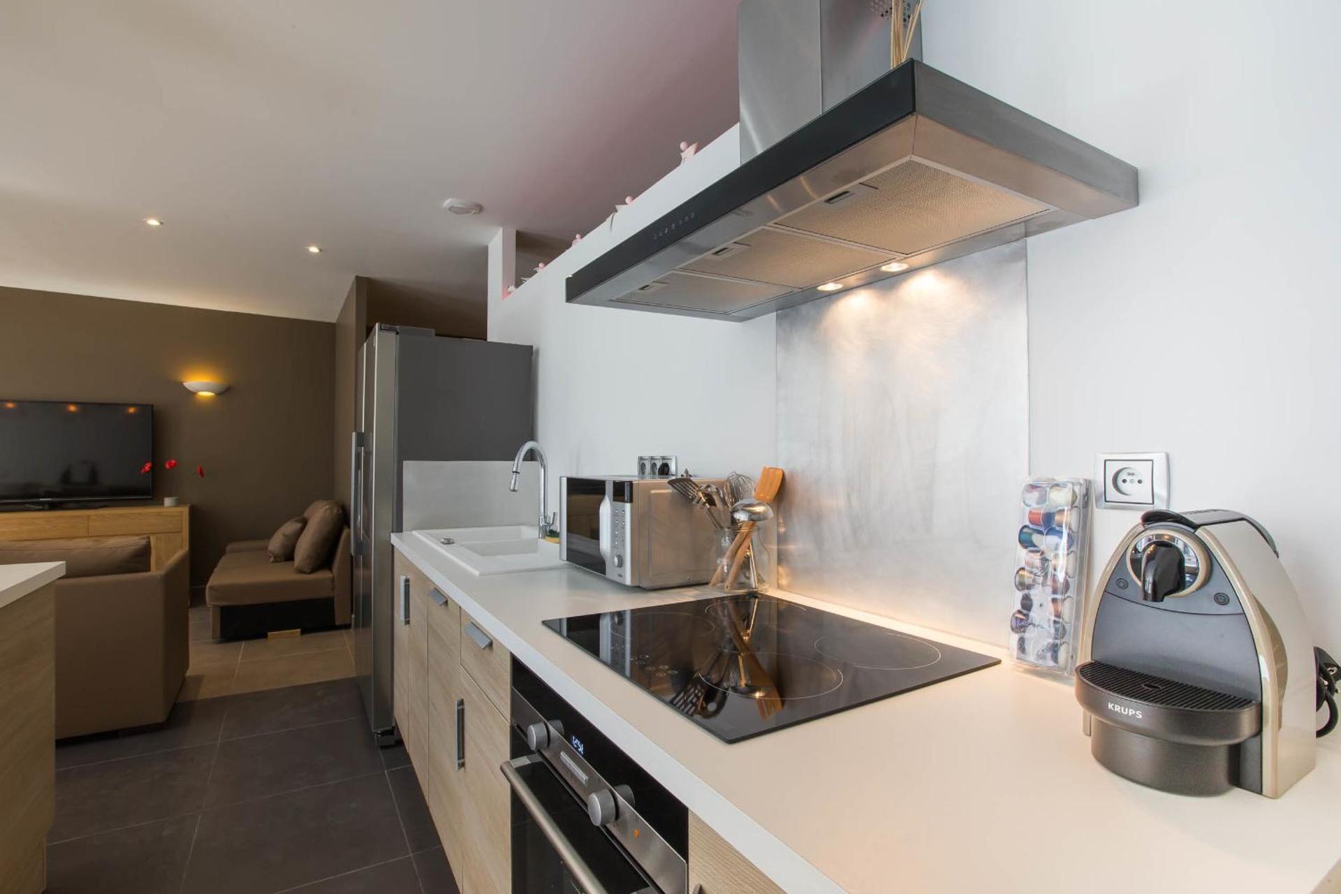 Kitchen or kitchenette