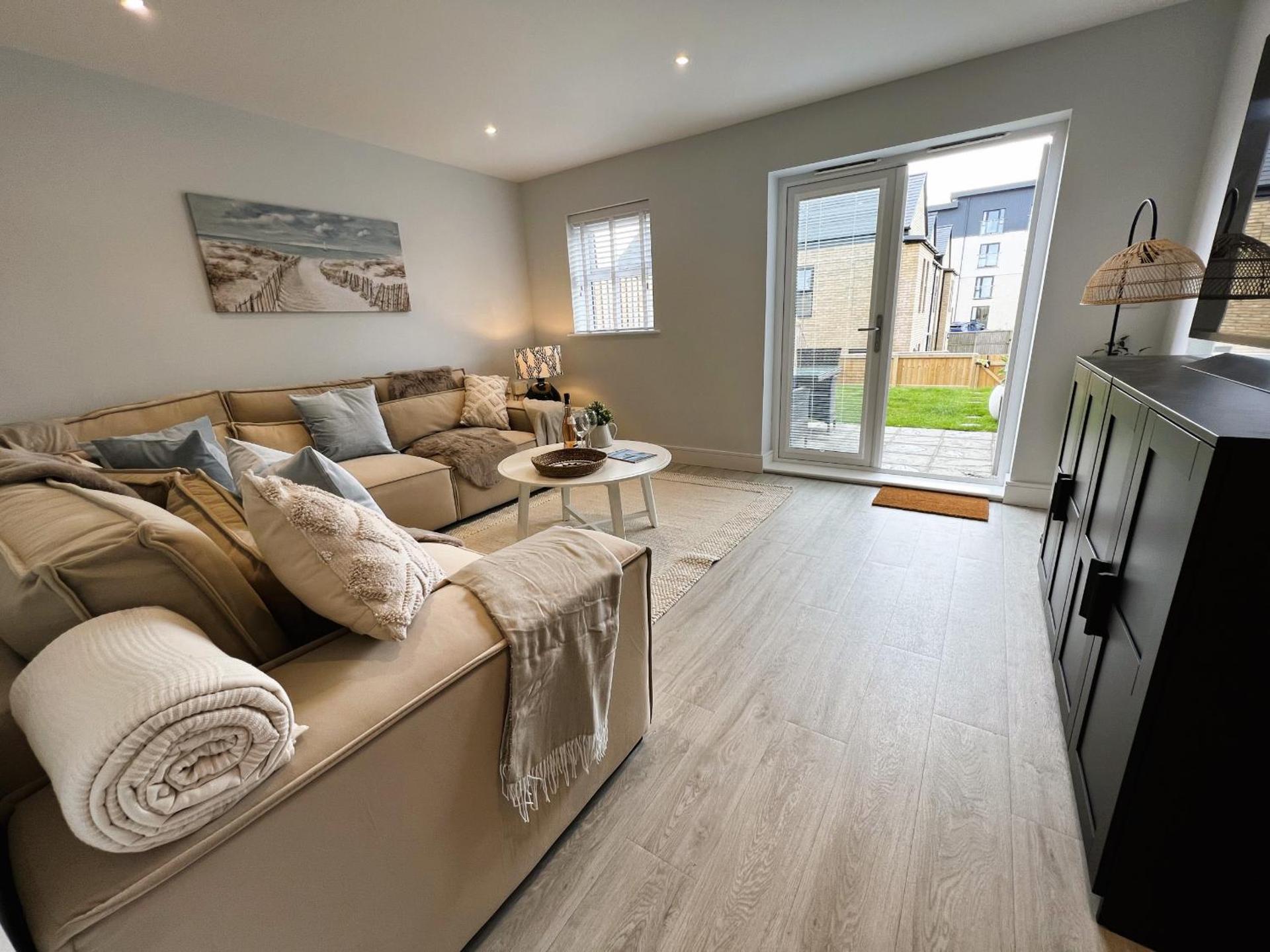 Communal lounge/ TV room