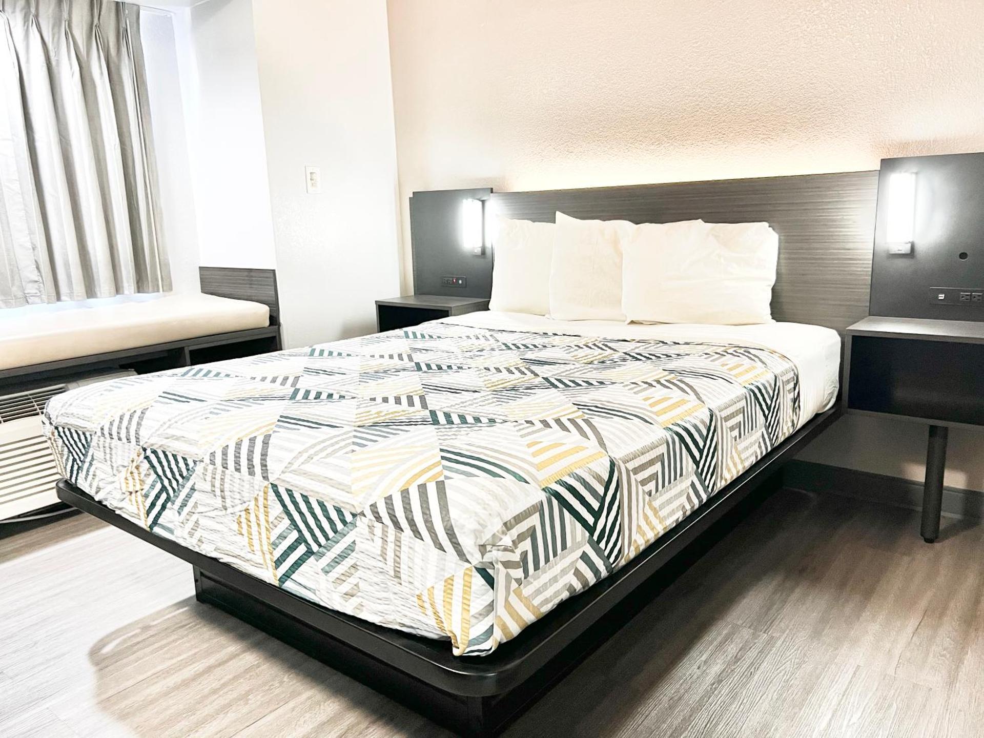 Motel 6-Simpsonville, SC - Greenville