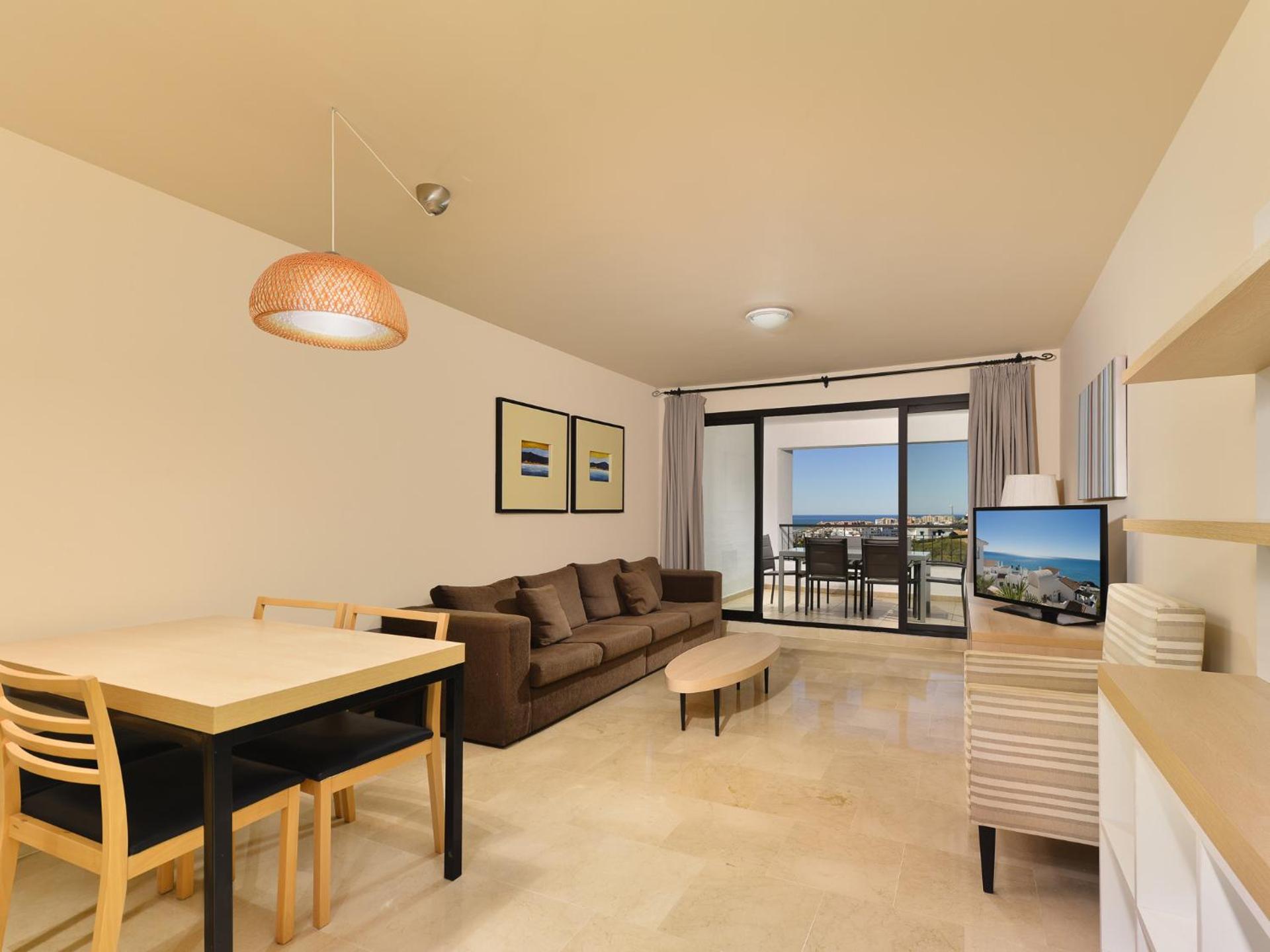 Apartamento 3 dormitorios lateral