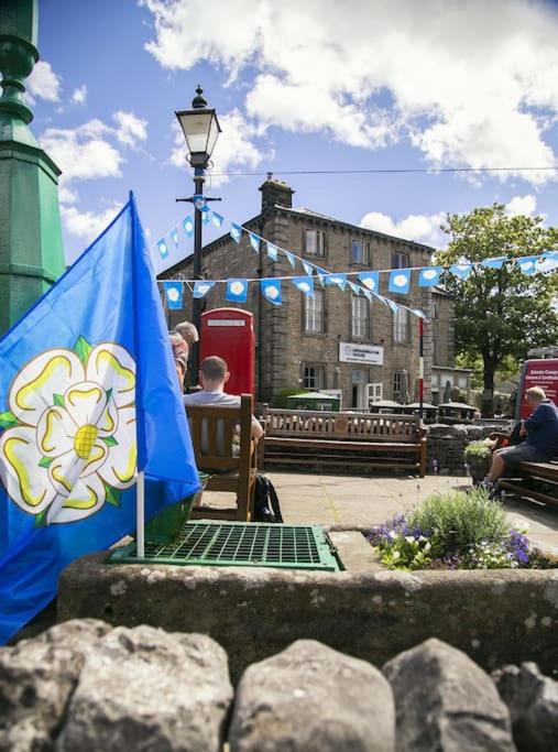 White Cottage deluxe 2 bedroom apartment