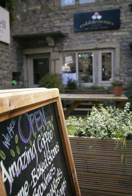 White Cottage deluxe 2 bedroom apartment