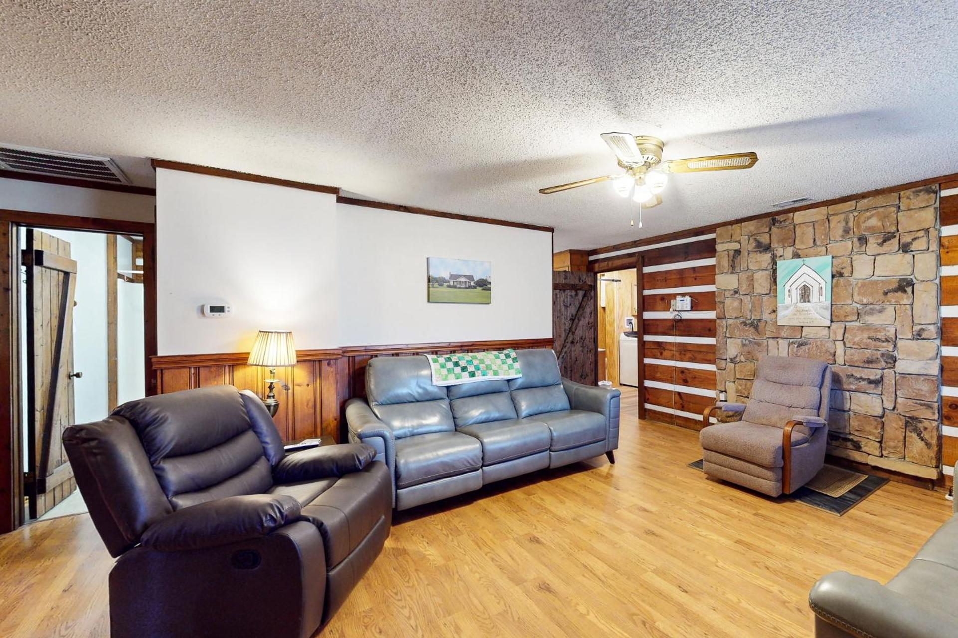 2 Bed 2 Bath Vacation home in Whittier II