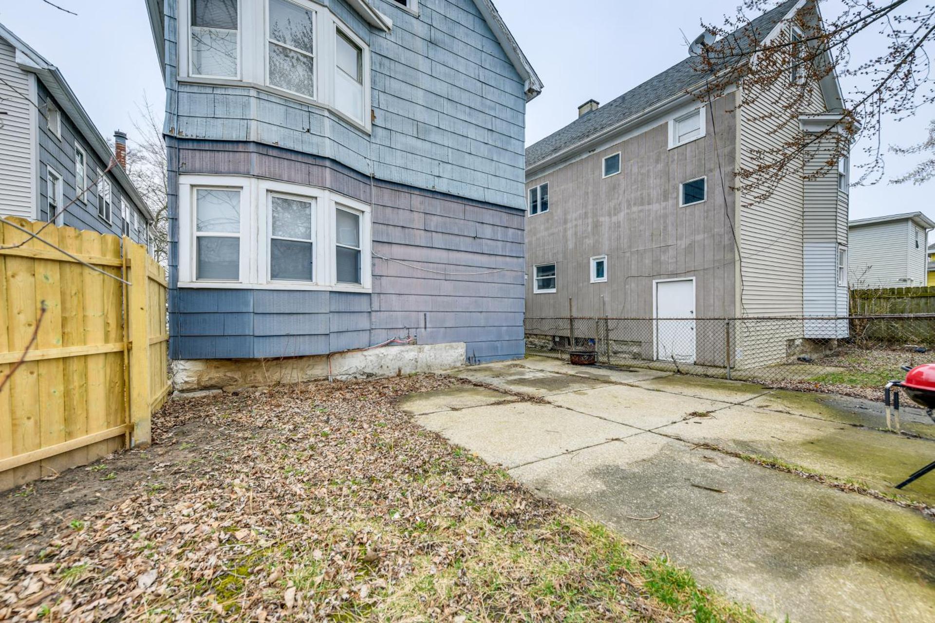 6 Mi to Dtwn Attractions Buffalo Apartment!