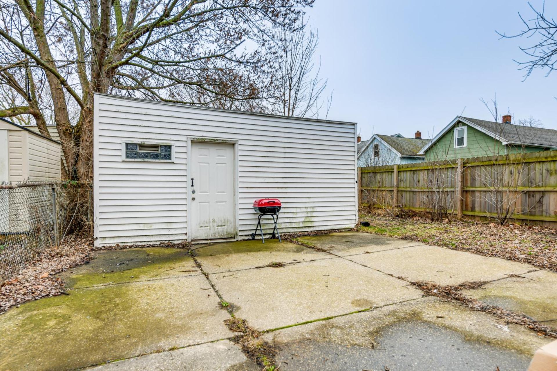 6 Mi to Dtwn Attractions Buffalo Apartment!