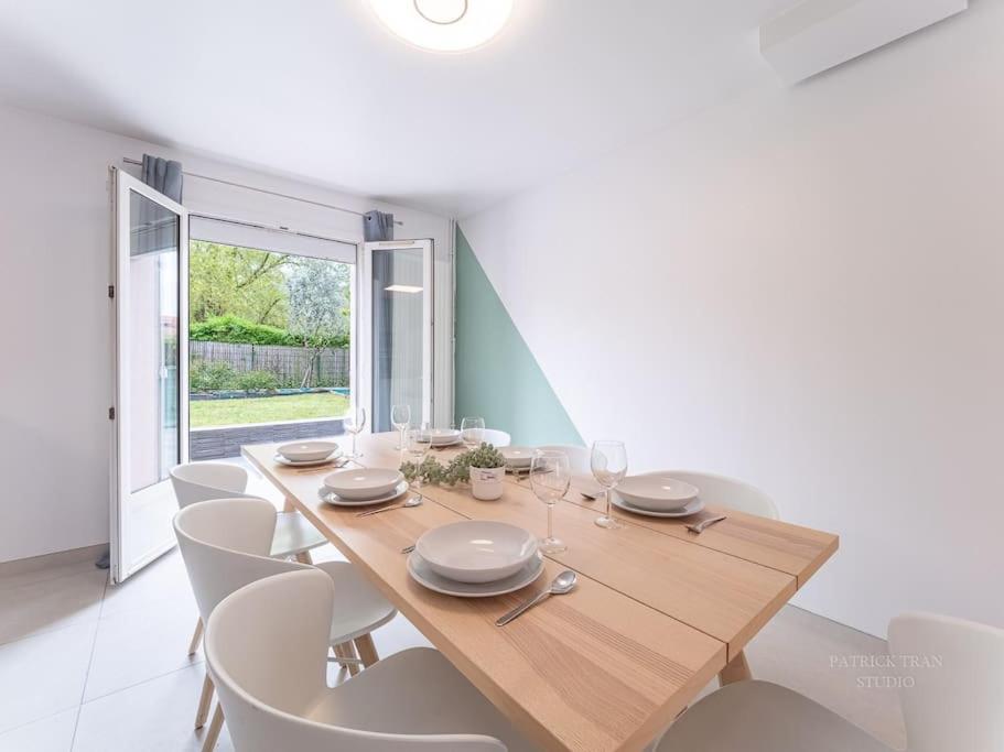 Spacious & Modern Property - between Disney & Paris - close to transportation, highway, amenities