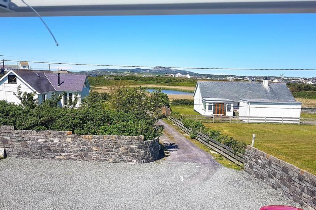 WILLOW SNUG - Trearddur Bay COSY apartment