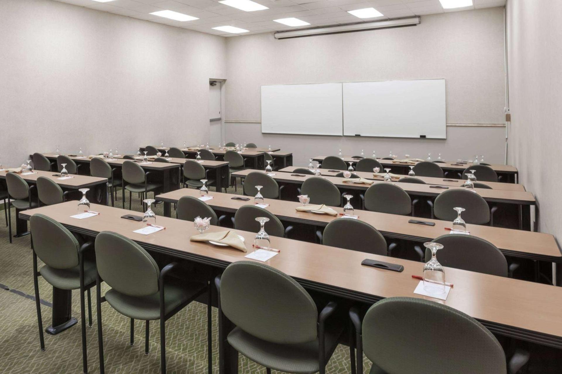 Meeting/conference room