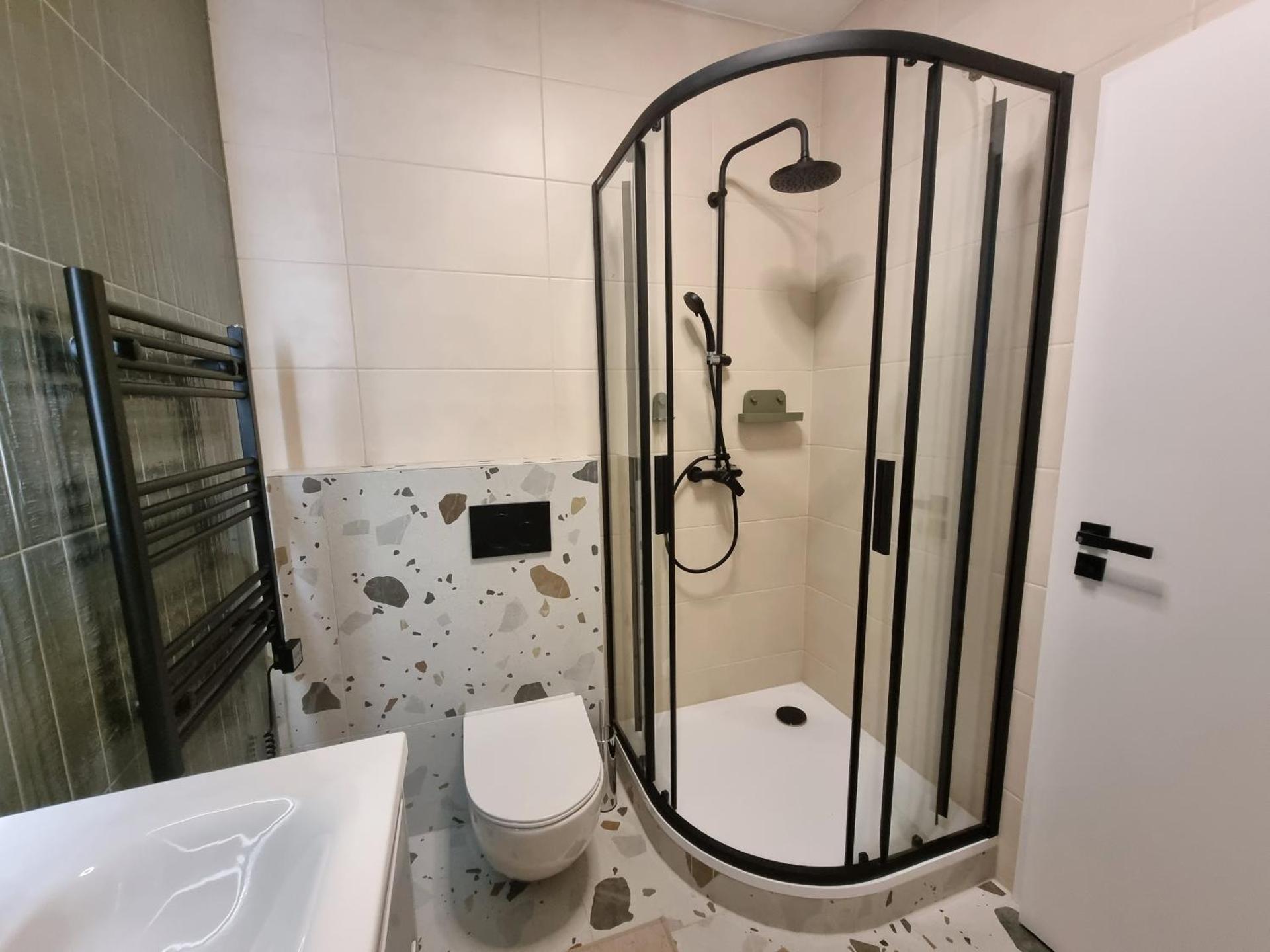 7th Heaven Apartment close to metro and center