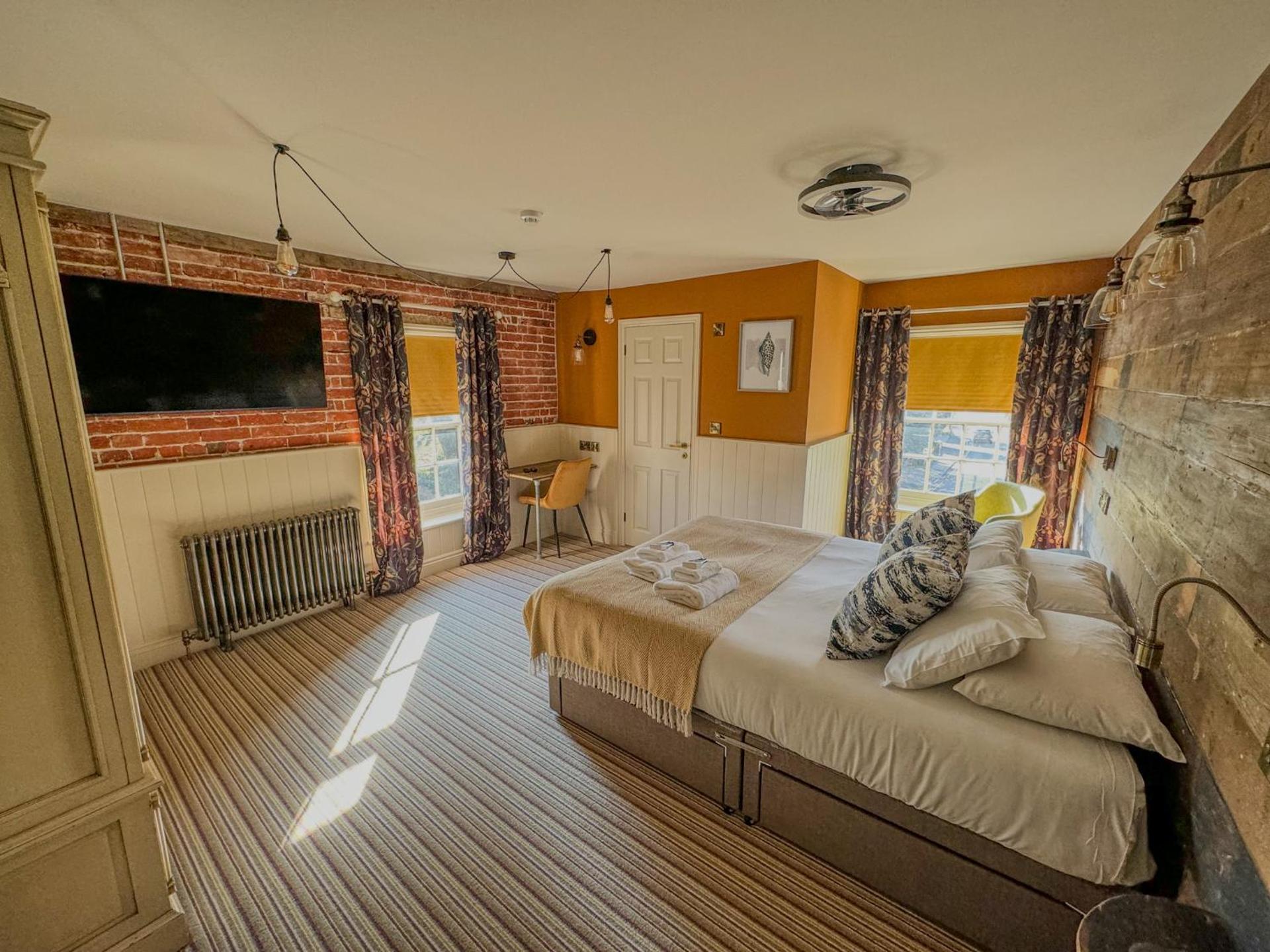 The White Horse Hotel