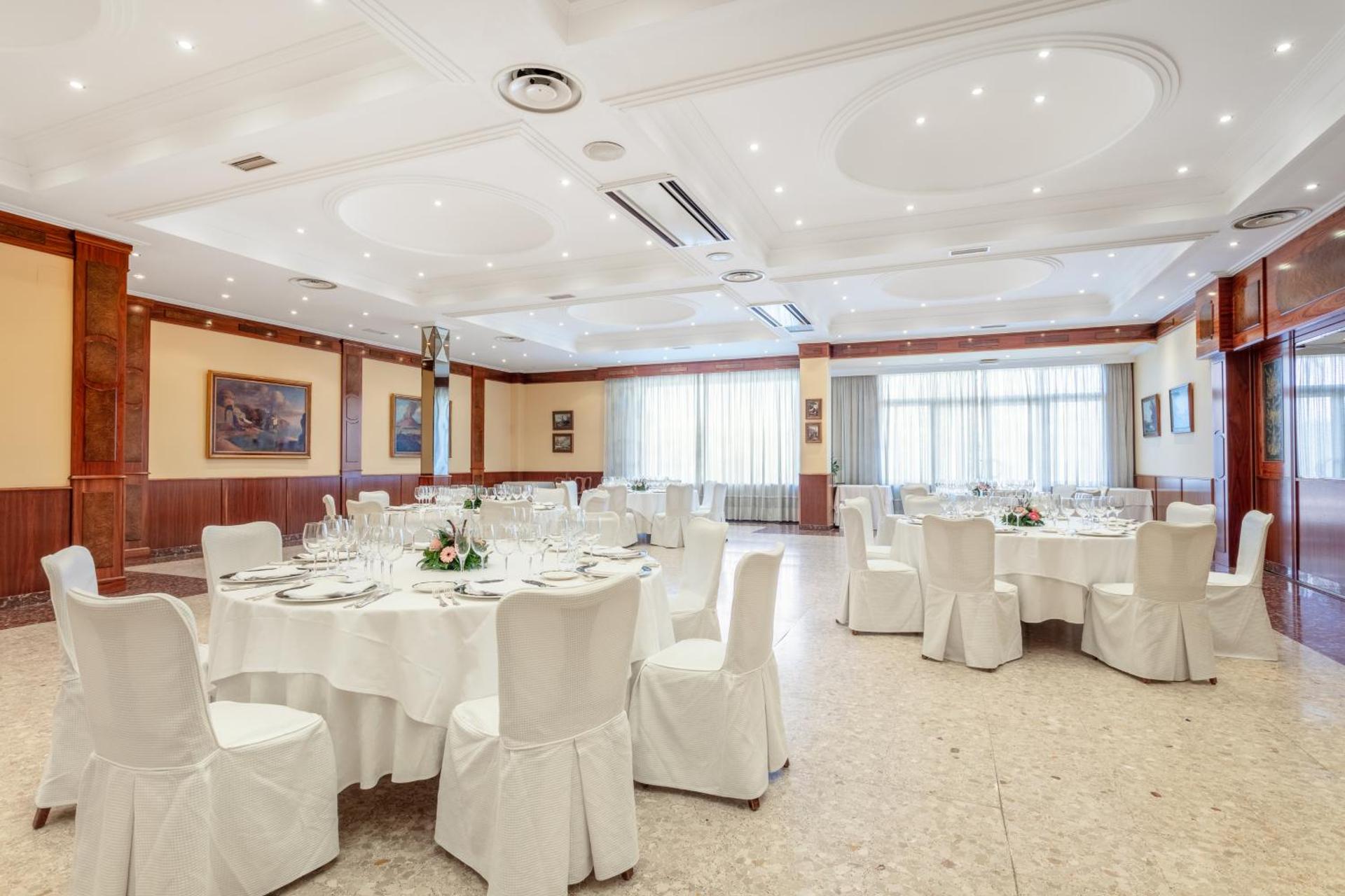 Meeting/conference room