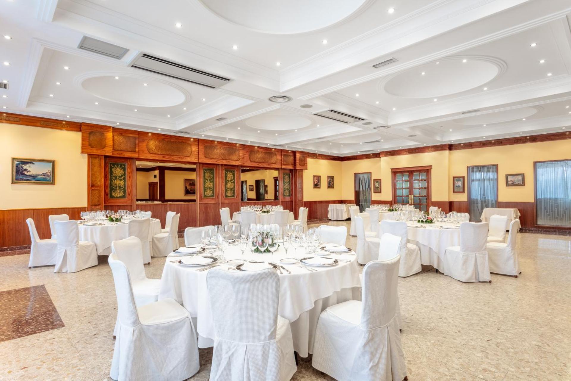 Meeting/conference room