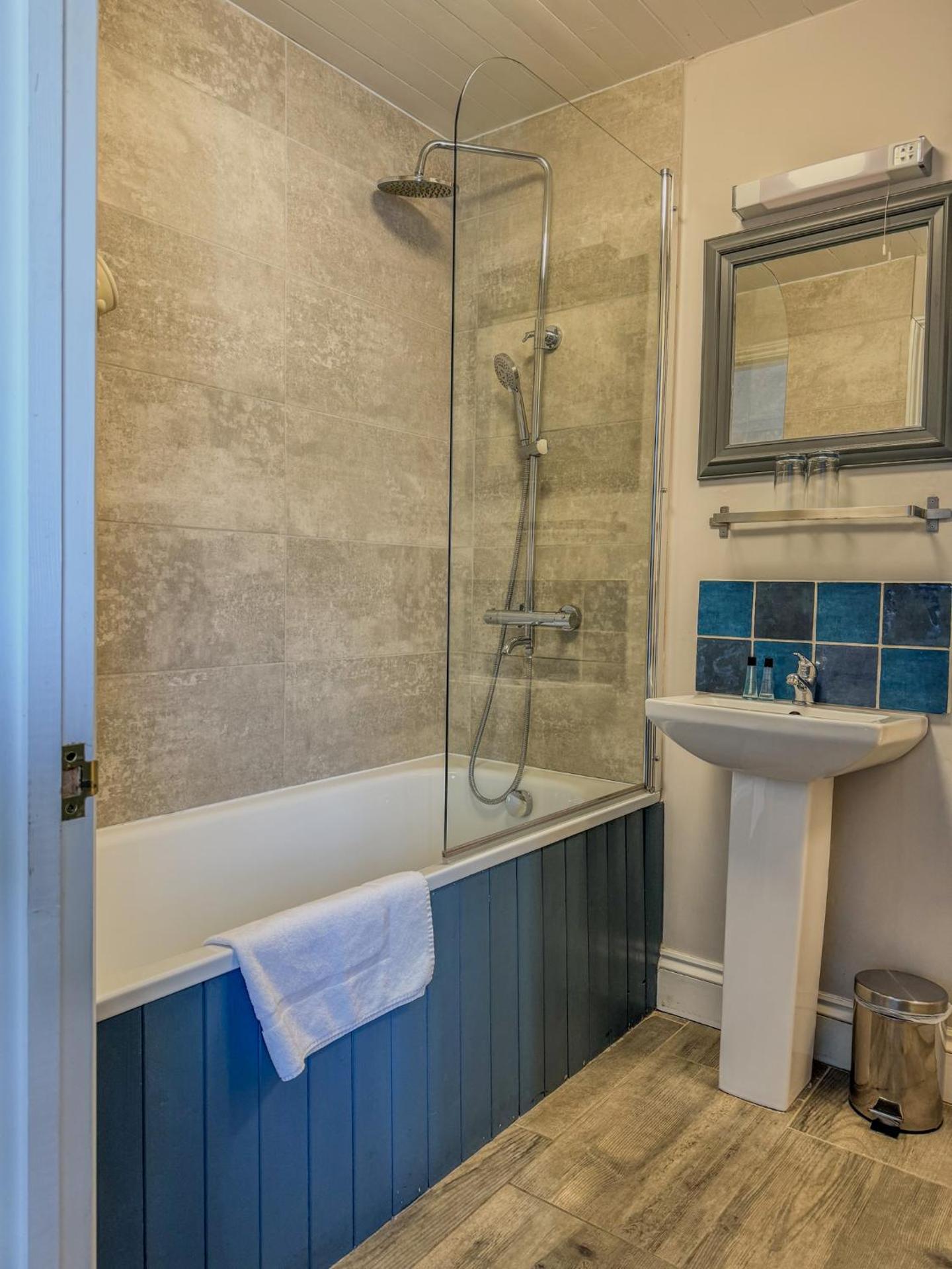 The White Horse Hotel