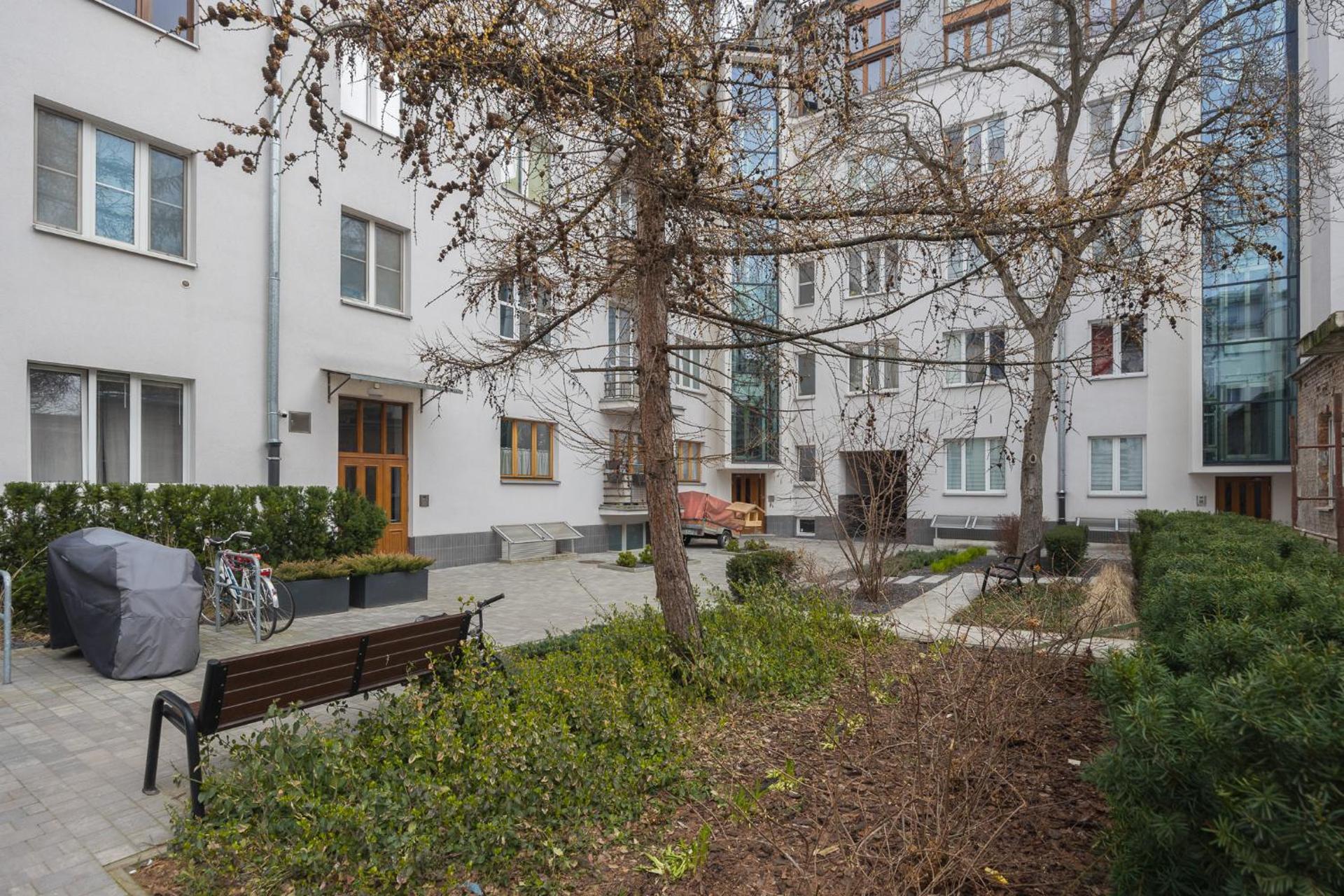 Metro Pole Mokotowskie