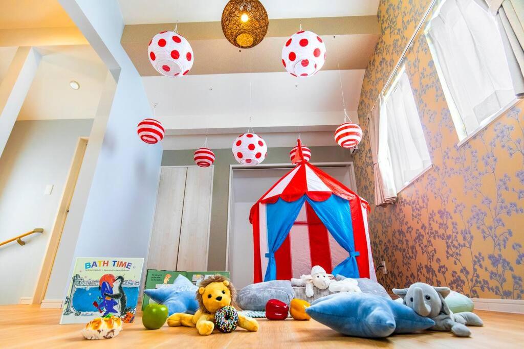 ＼ビーチ×BBQ／沖縄での贅沢リゾートライフをお約束　遊び心をくすぐるキッズルームでお子様も大満足