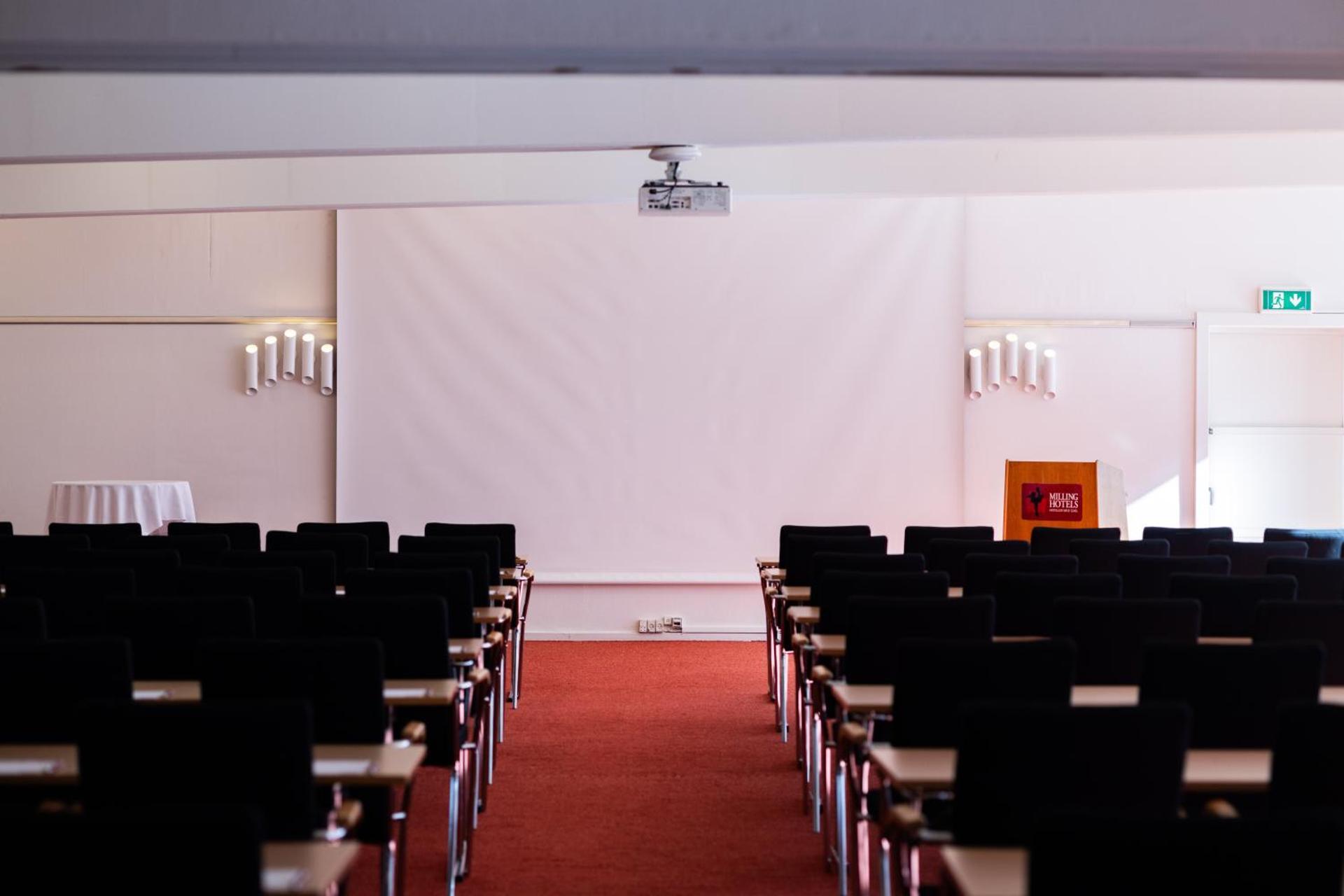 Meeting/conference room