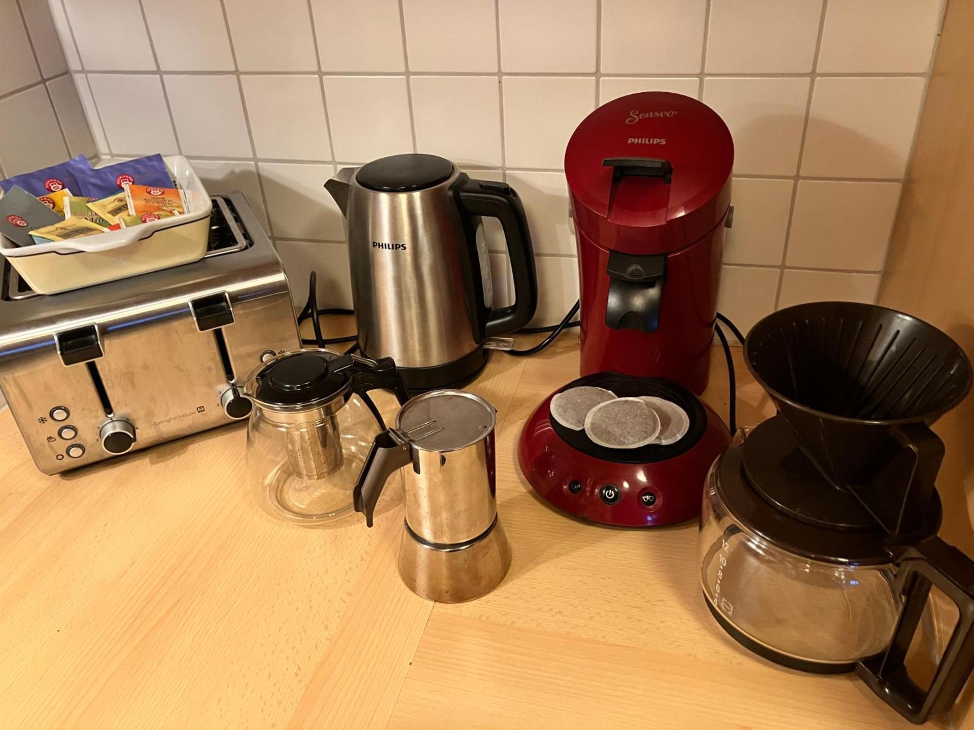 Coffee/tea facilities