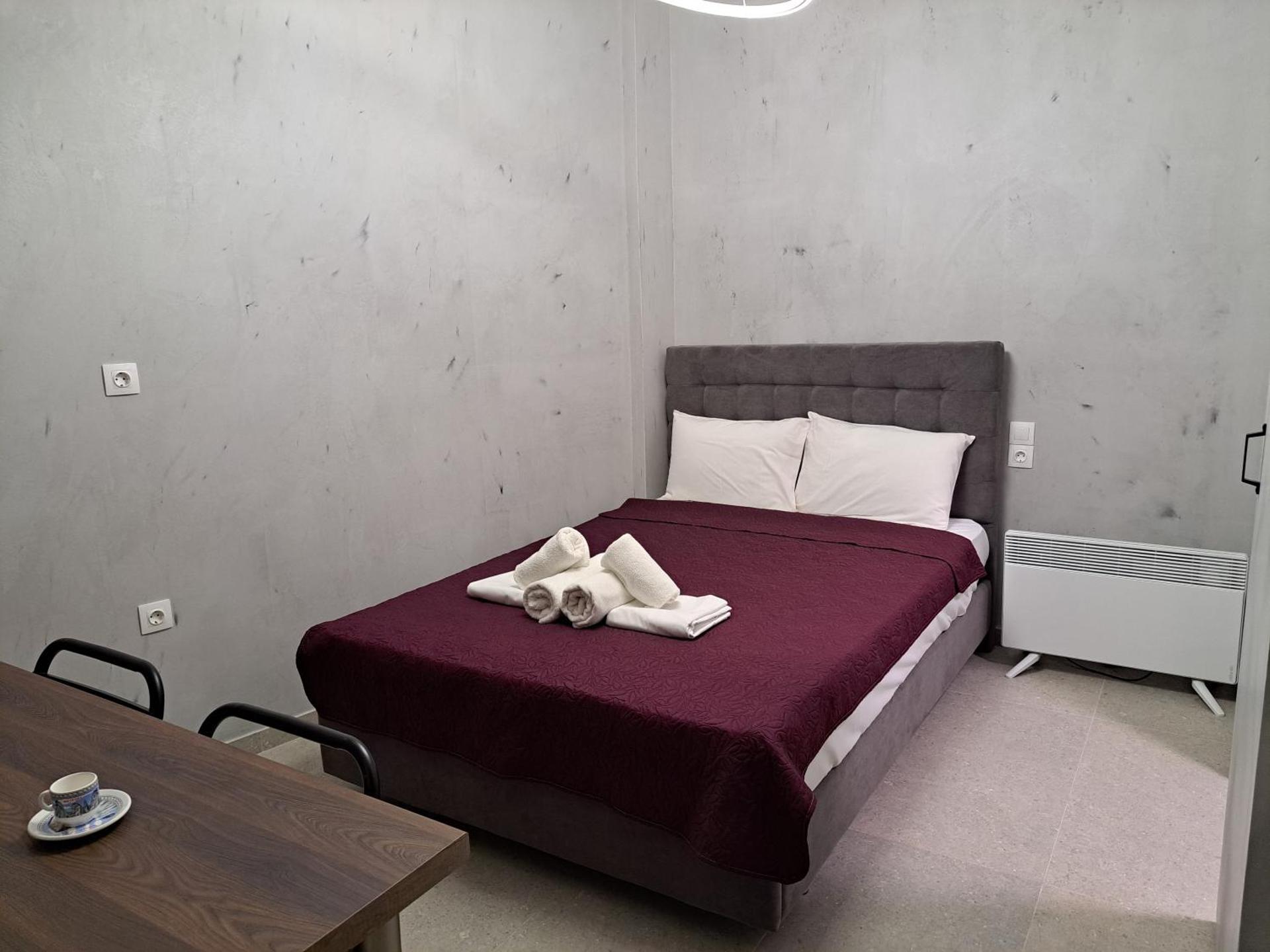 SOCRATES Ethnic and traditional STUDIO