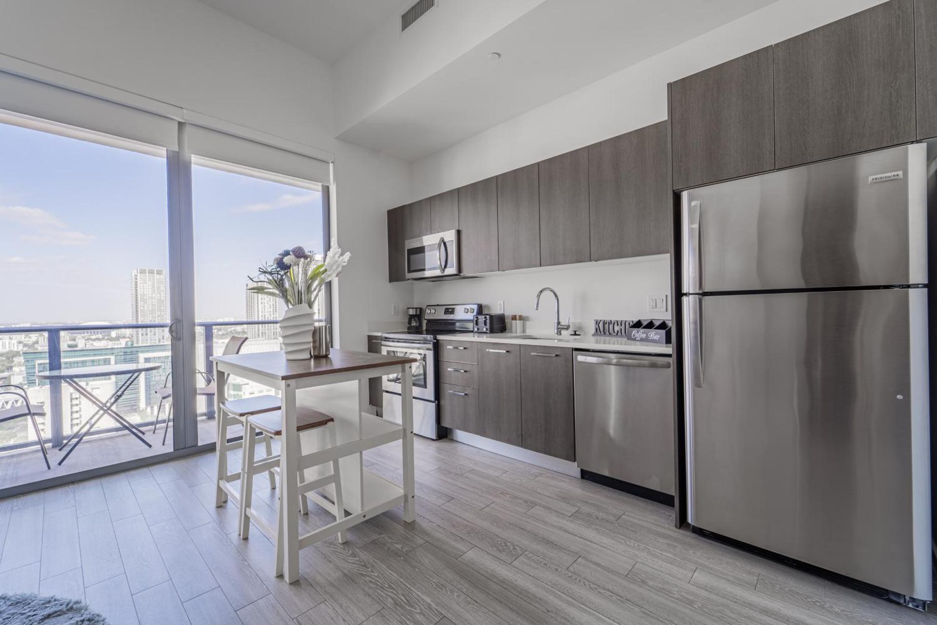 Devereaux Miami 2 Bedroom, 1 Bedroom, and Studio Condos with Balconies