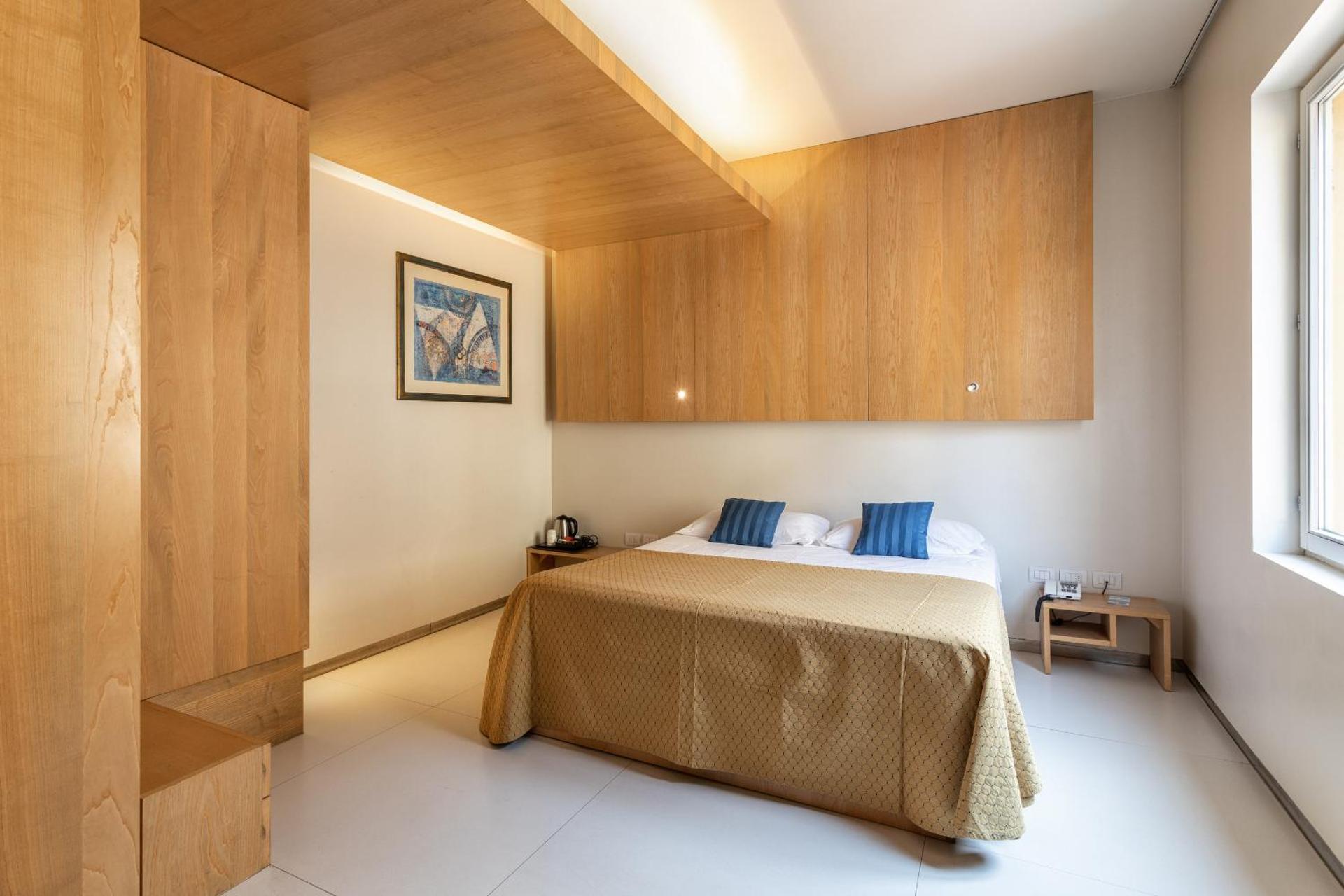 Inner courtyard view