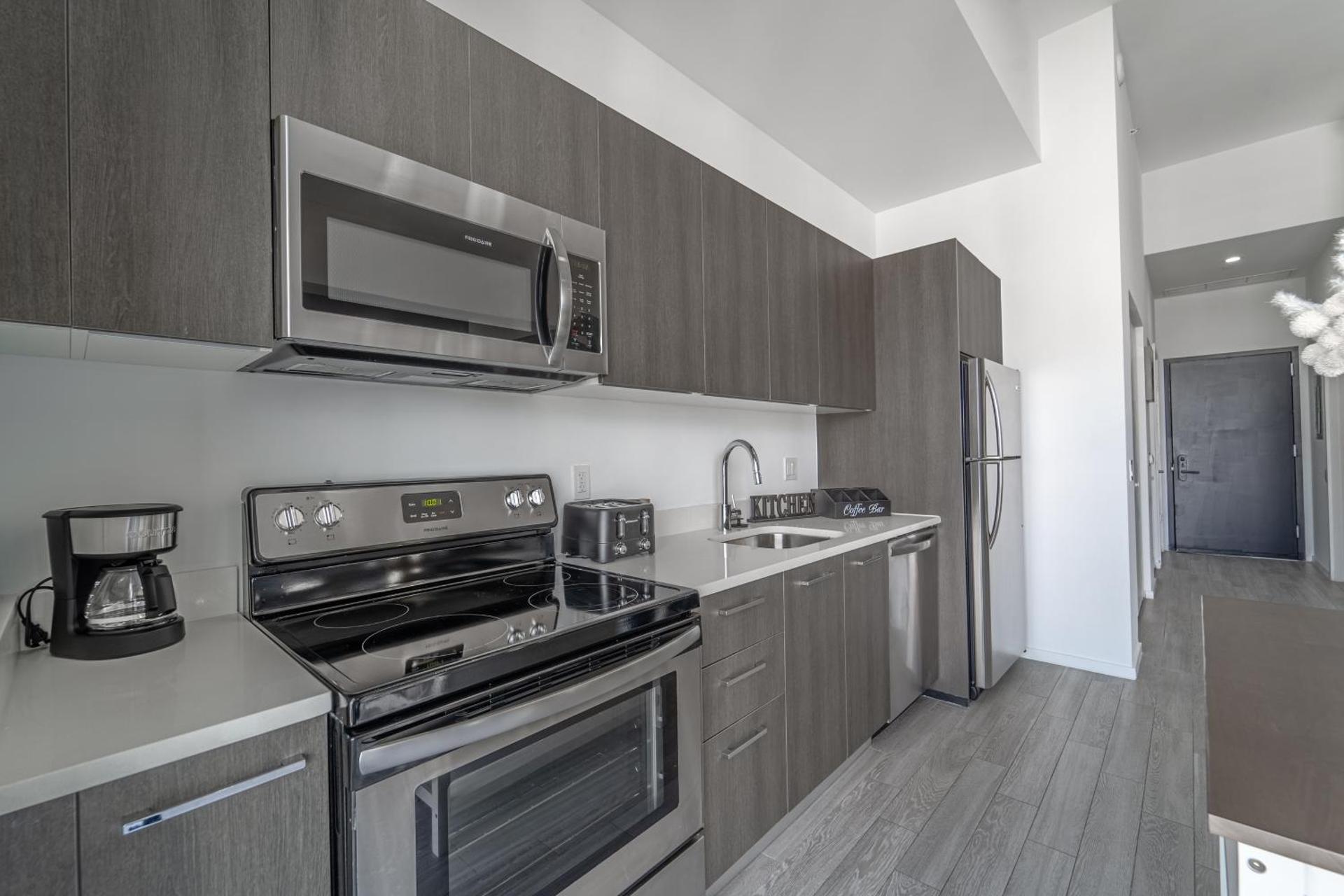 Devereaux Miami 2 Bedroom, 1 Bedroom, and Studio Condos with Balconies