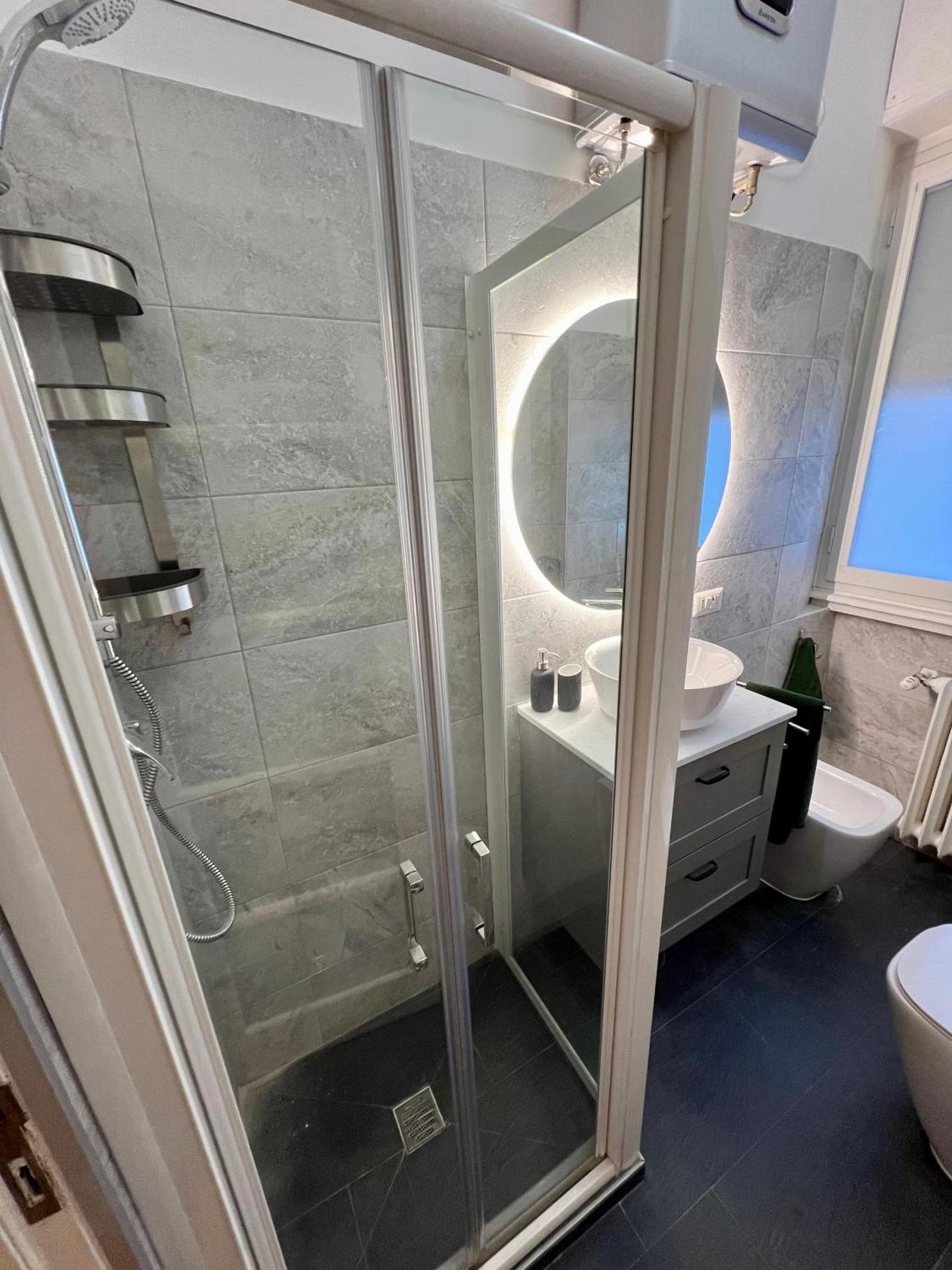 La bella Milano Charme apartment 3 km away from Duomo/ Netflix & Wi-fi included