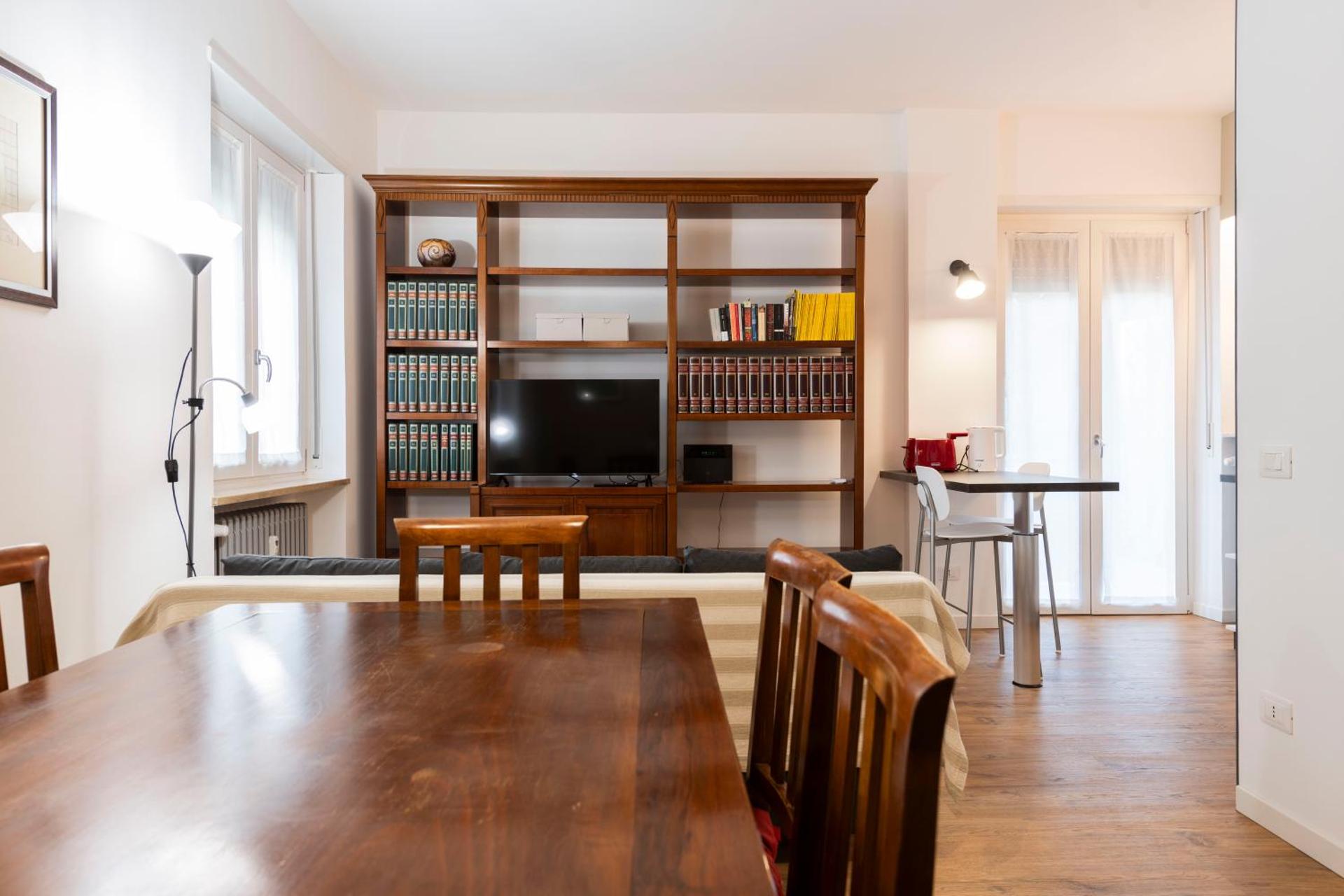 Three Balconies Apartment