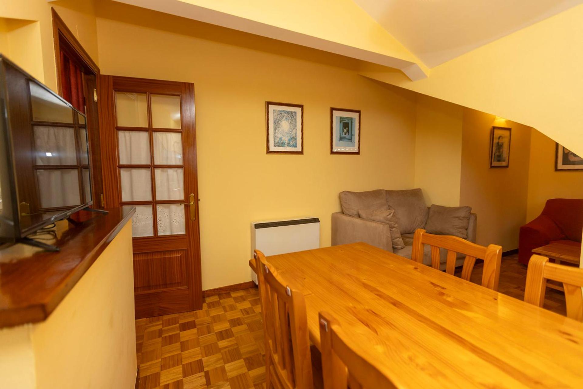 Escuder Apartamentos Turísticos