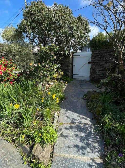 The Hayloft - New Dog friendly with garden and parking