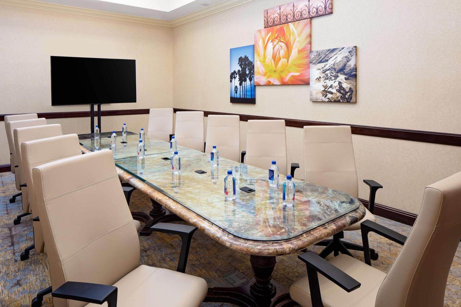 Meeting/conference room