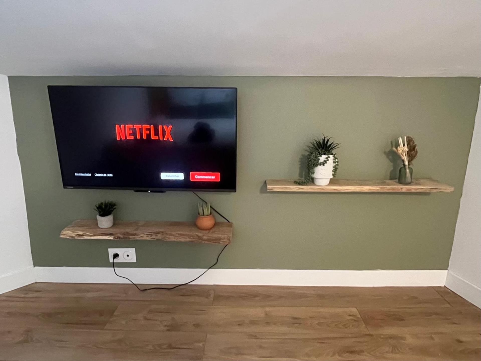 Sous les toits du parvis