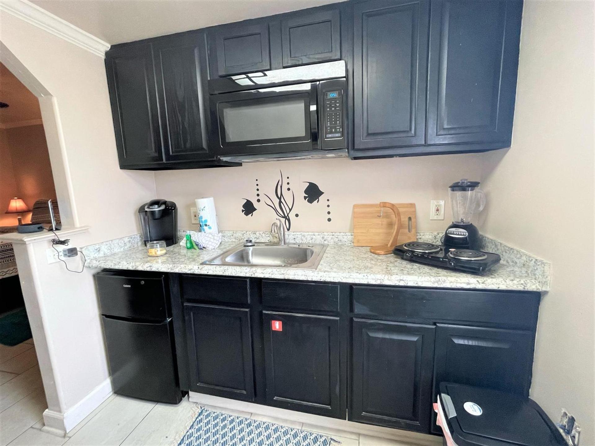 Suite Retreat @ Beachview 226