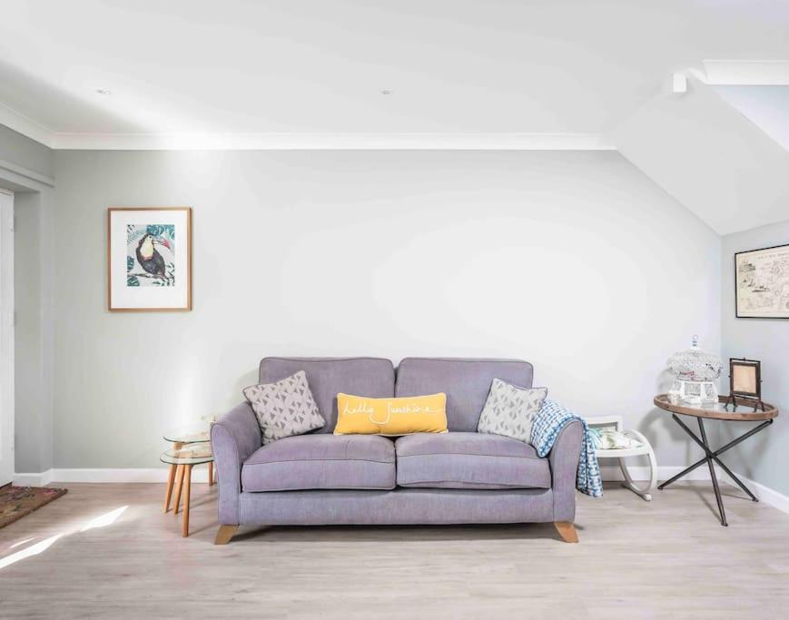 Lilliput Hideaway 5 mins from Sandbanks Beach