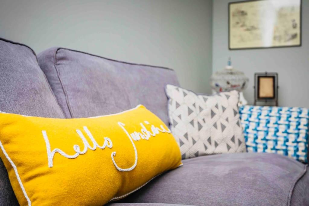 Lilliput Hideaway 5 mins from Sandbanks Beach