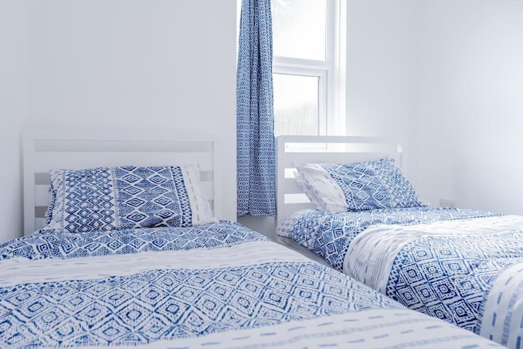 Capstone's Lookout near tunnels beach