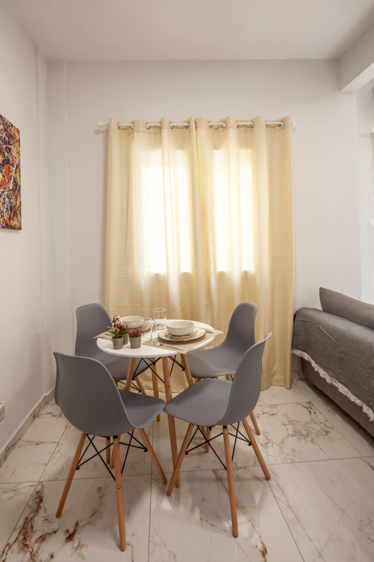 Goldhair apartments I