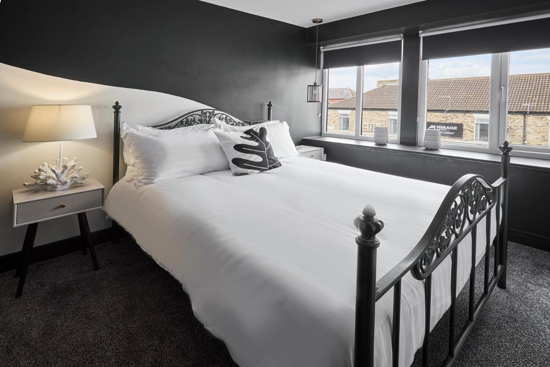 The Believe Boutique (Believe Bar & Bedrooms)