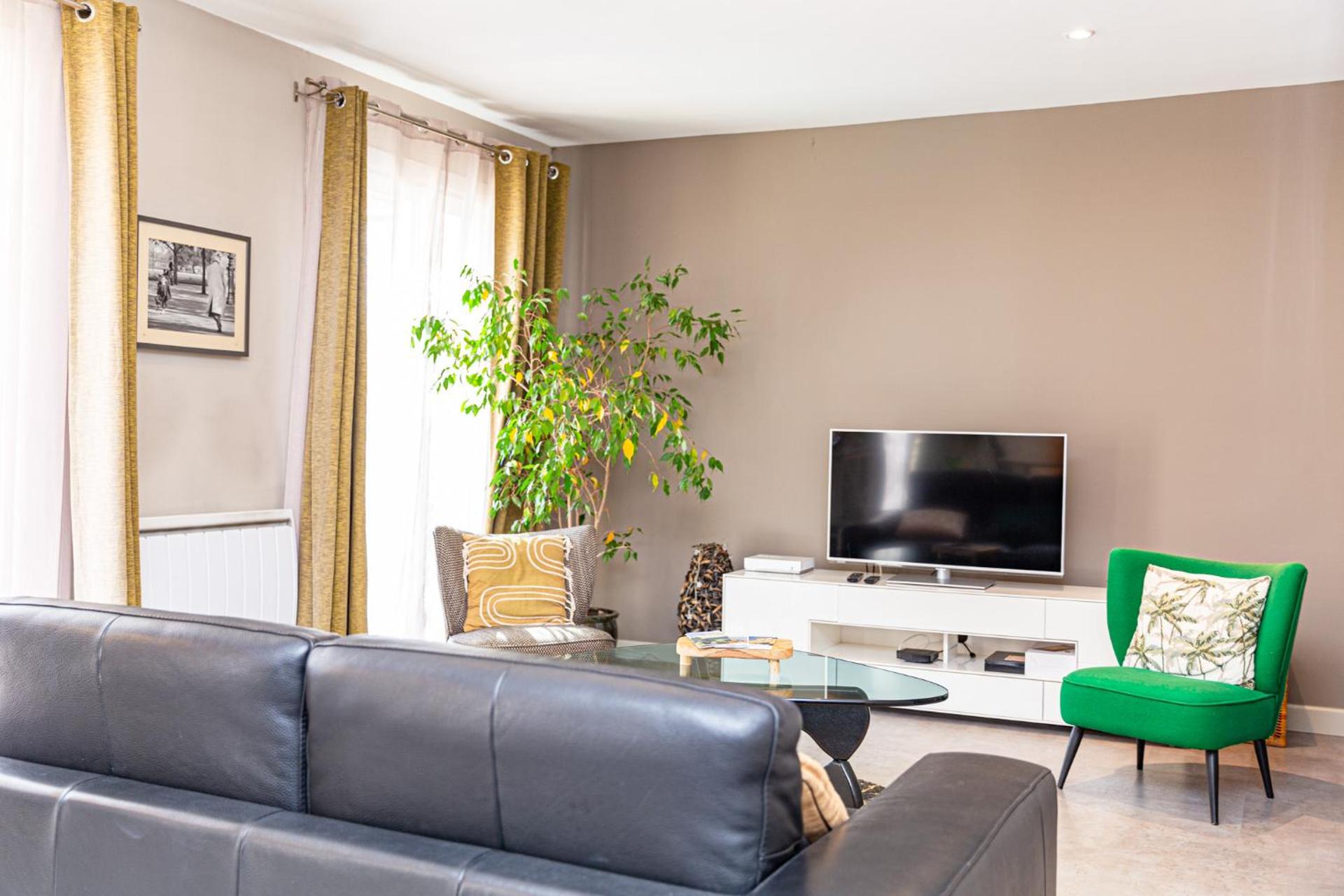 Les Tournesols - Piscine & Jacuzzi