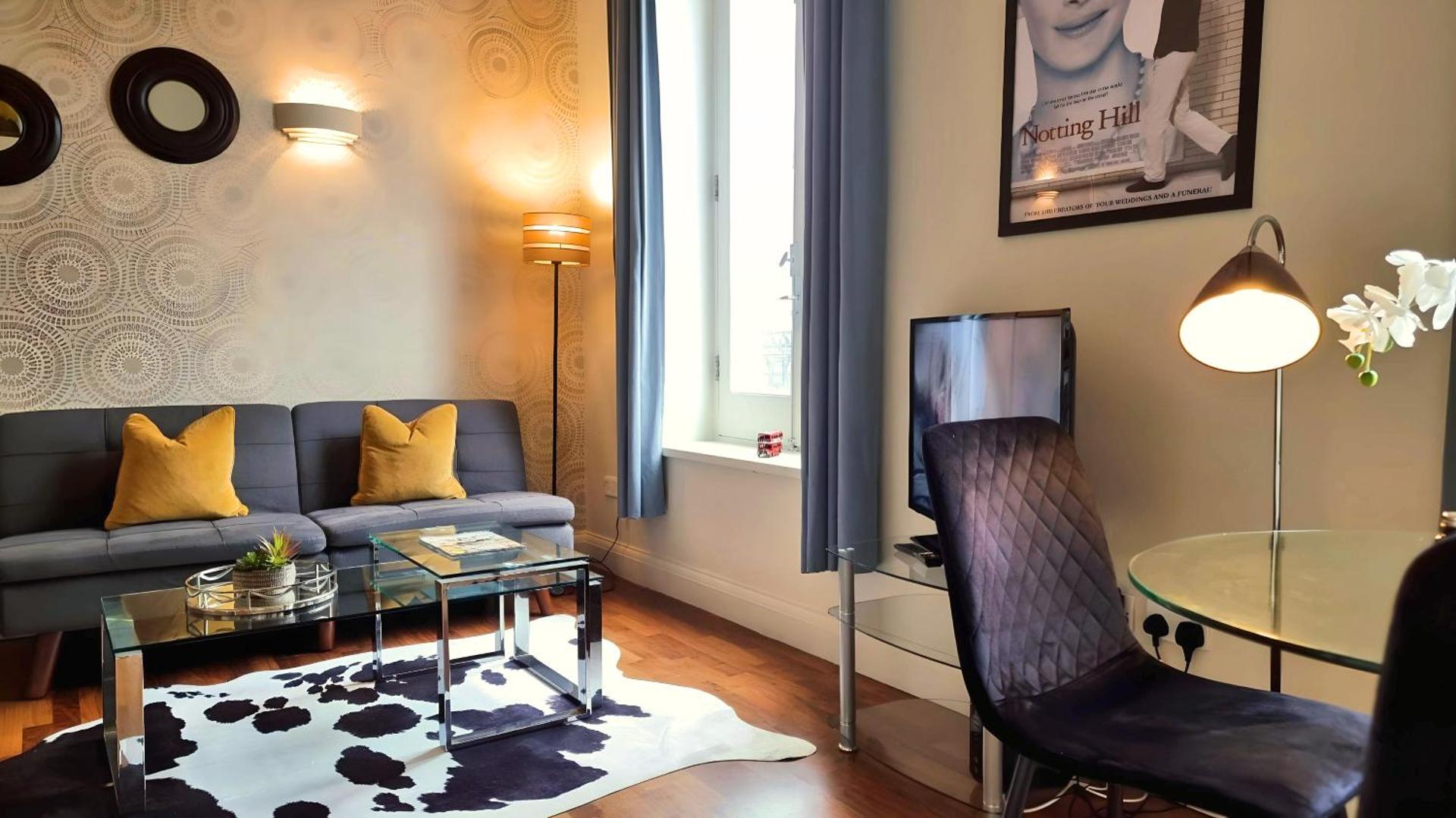 Notting Hill - The One One One!!! -3-