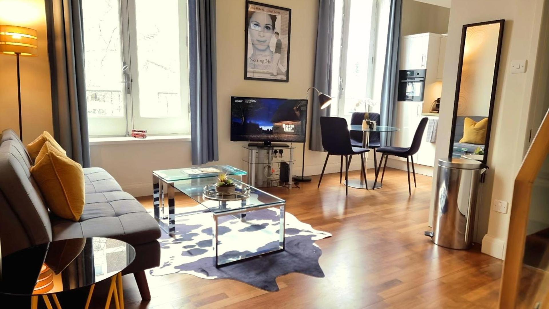 Notting Hill - The One One One!!! -3-