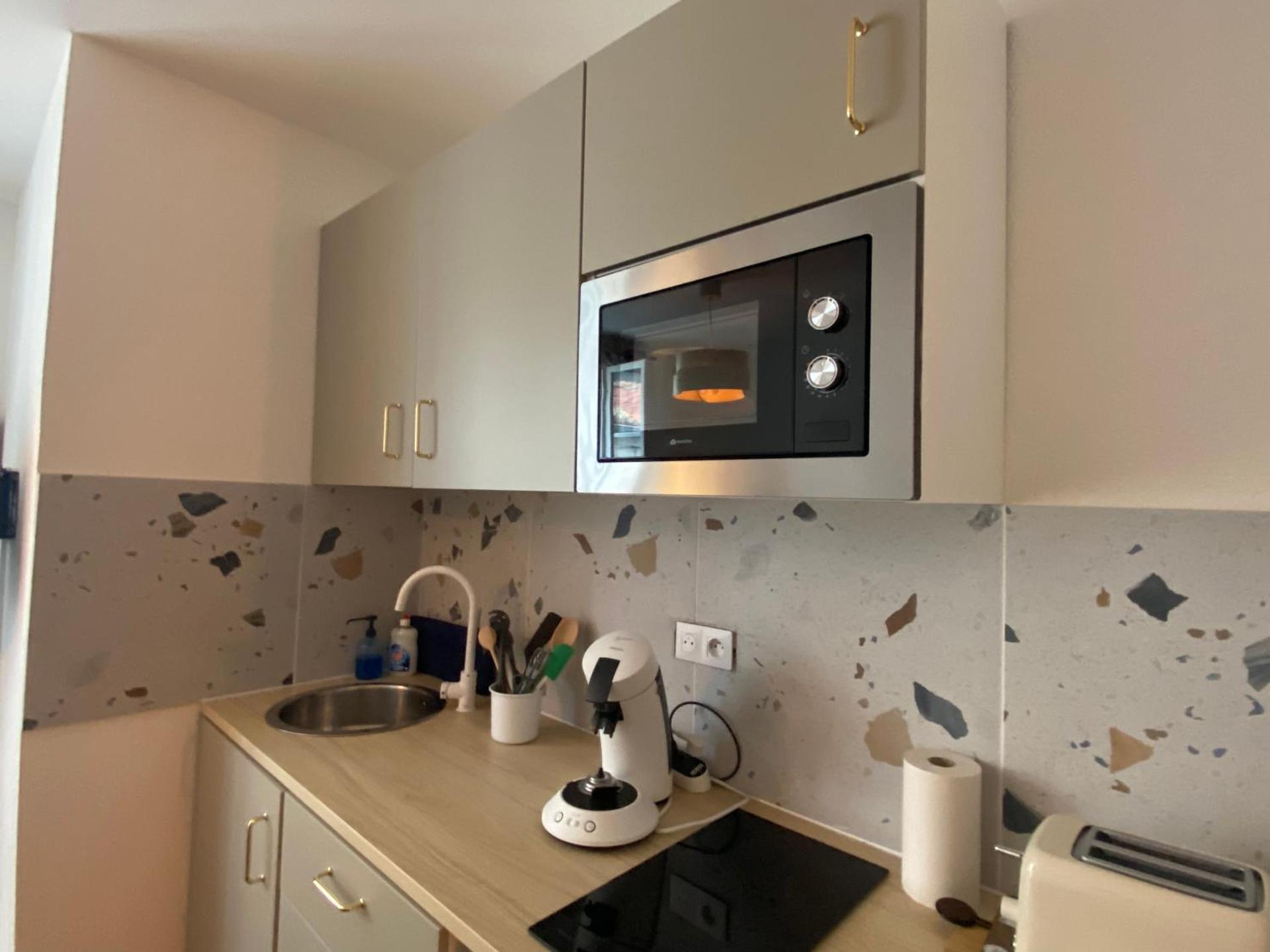 Coffee/tea facilities