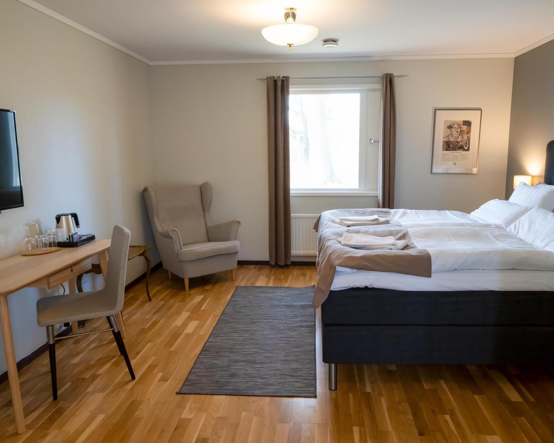 Photo of the whole room