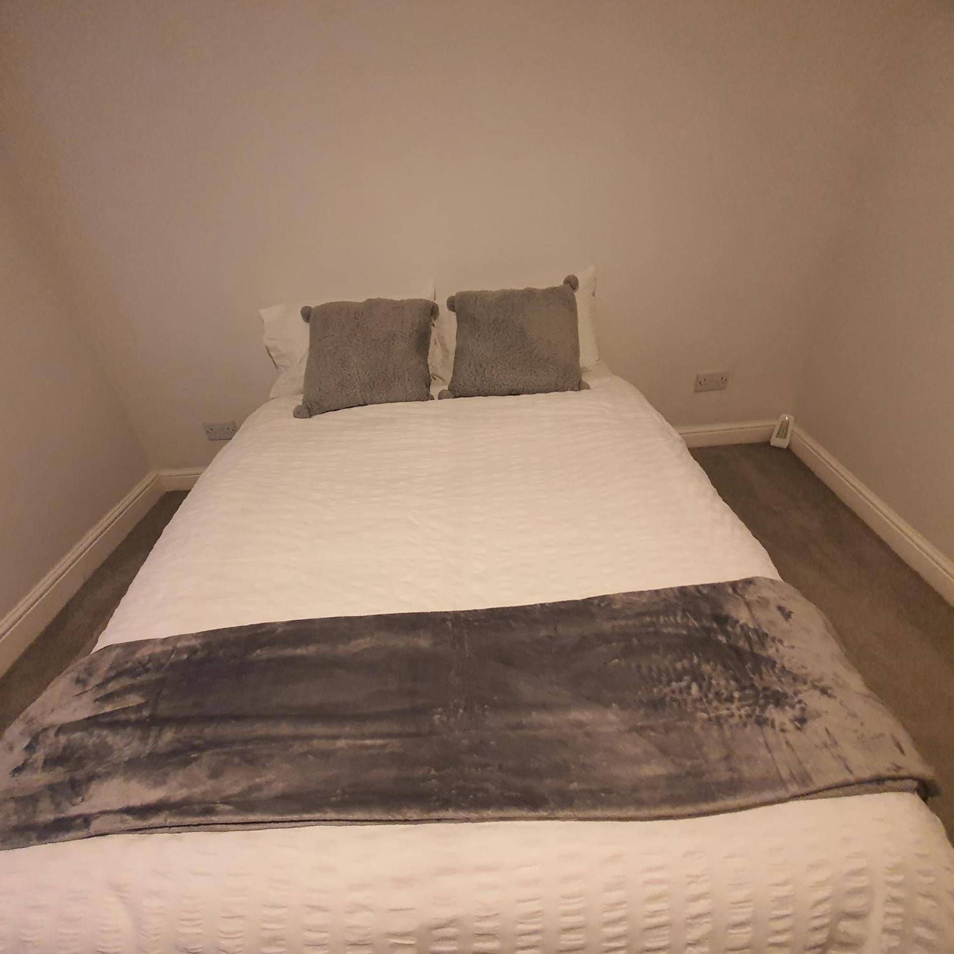 Beautiful and Cozy 2 Bedroom Apartment Billericay