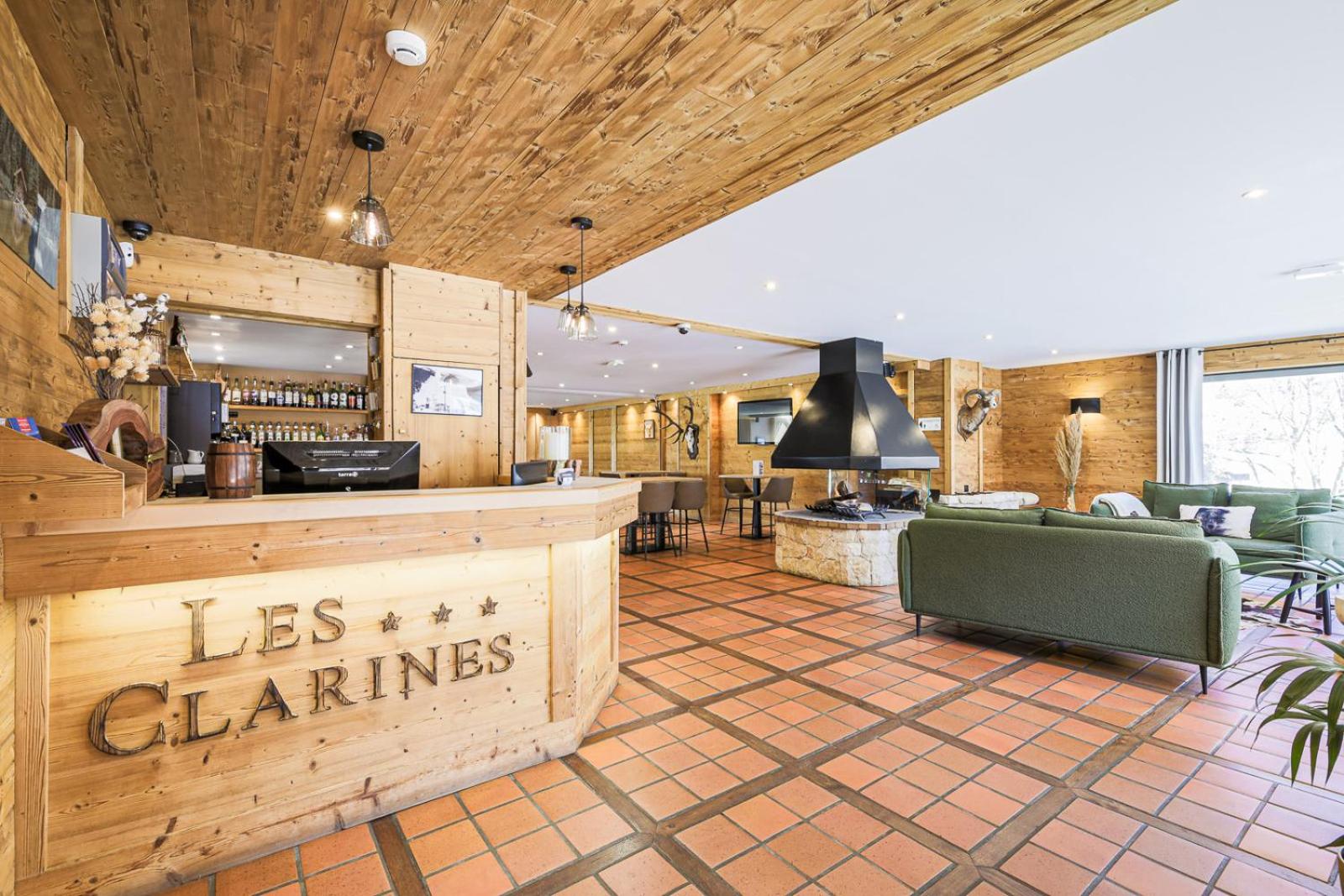 Communal lounge/ TV room