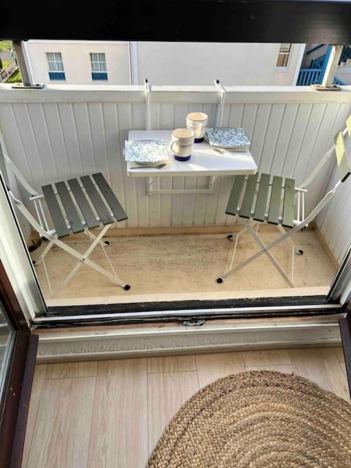 L'Appart 502, appartement familial et sa vue mer.