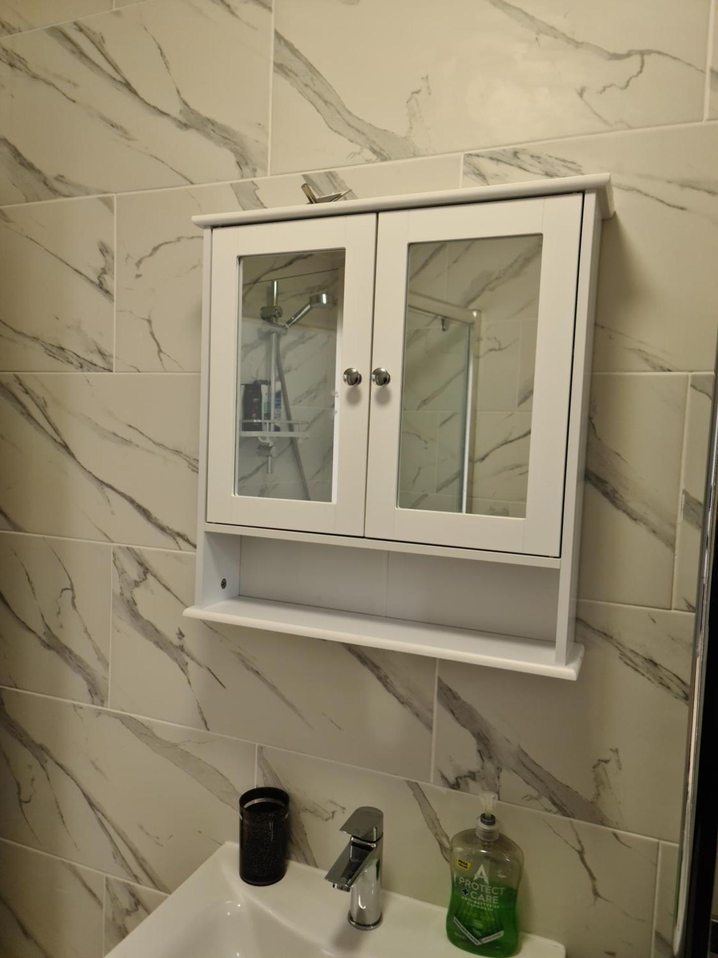 Detached Flat in Leeds, Free WIFI and parking, Pool table, 75 inch tv, Netflix