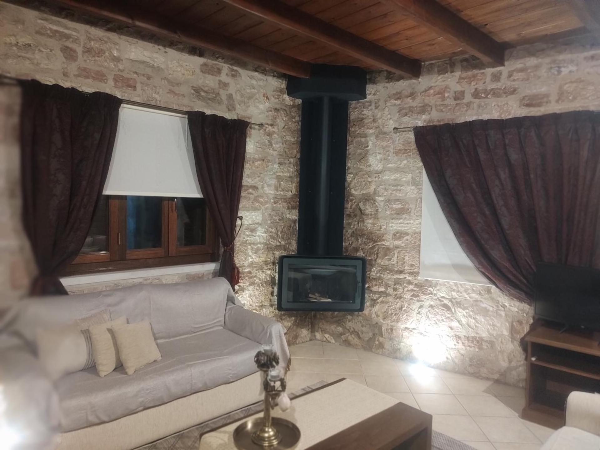 Standard One-Bedroom Apartment (2 Adults)