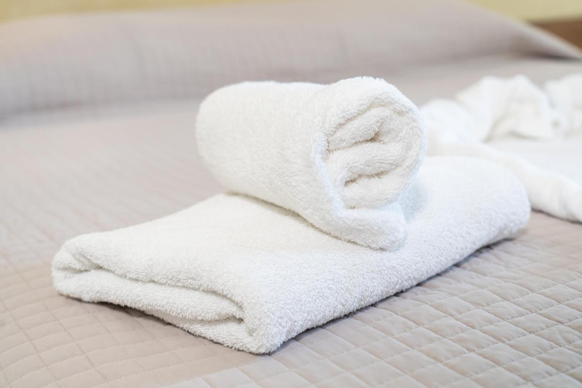 Double or Twin Room with Sea View