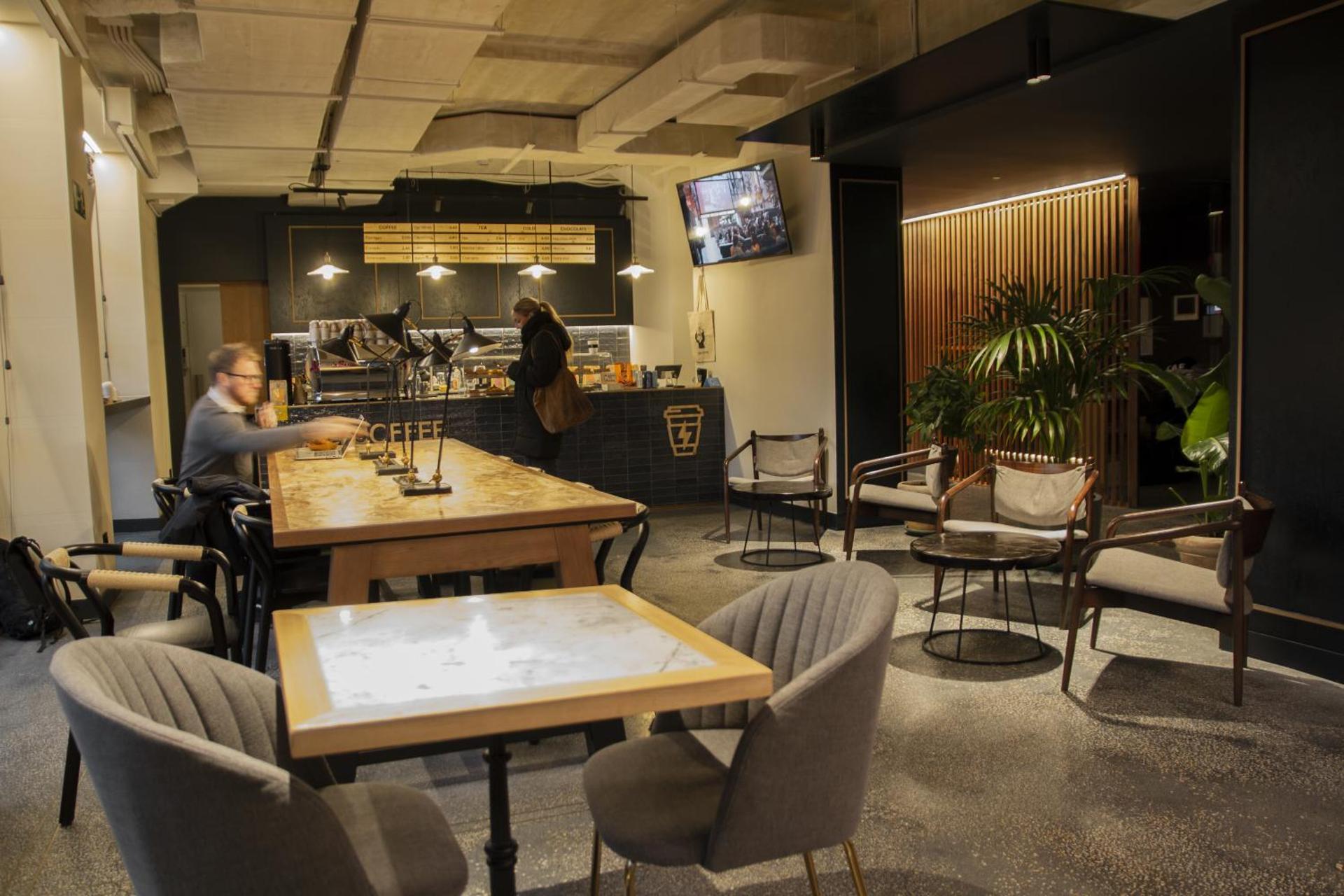 Coffee/tea facilities