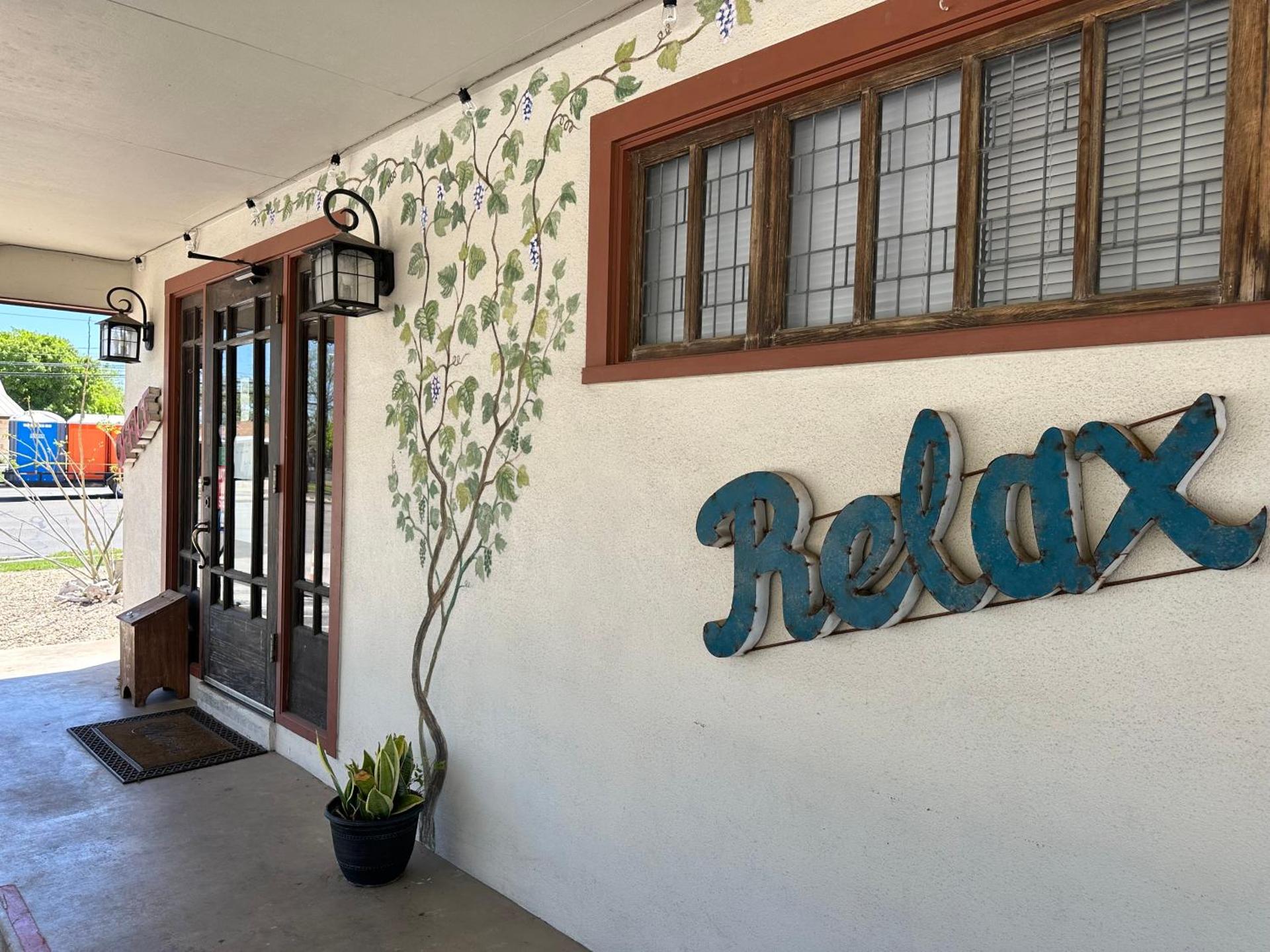 Sunset Inn and Suites